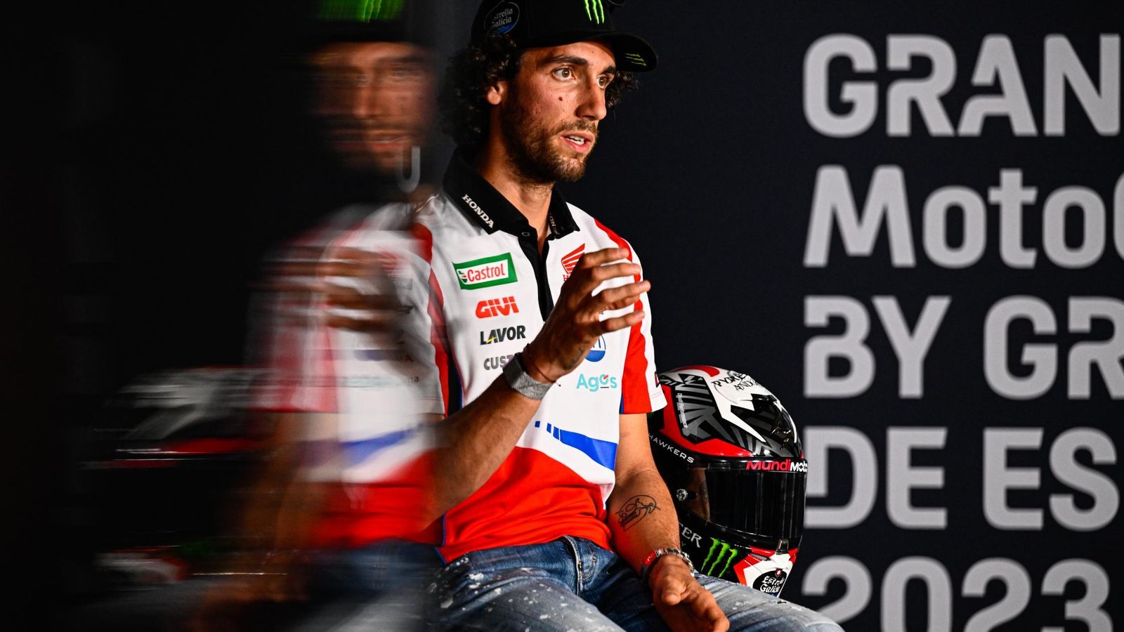 Alex Rins, durante una rueda de prensa.