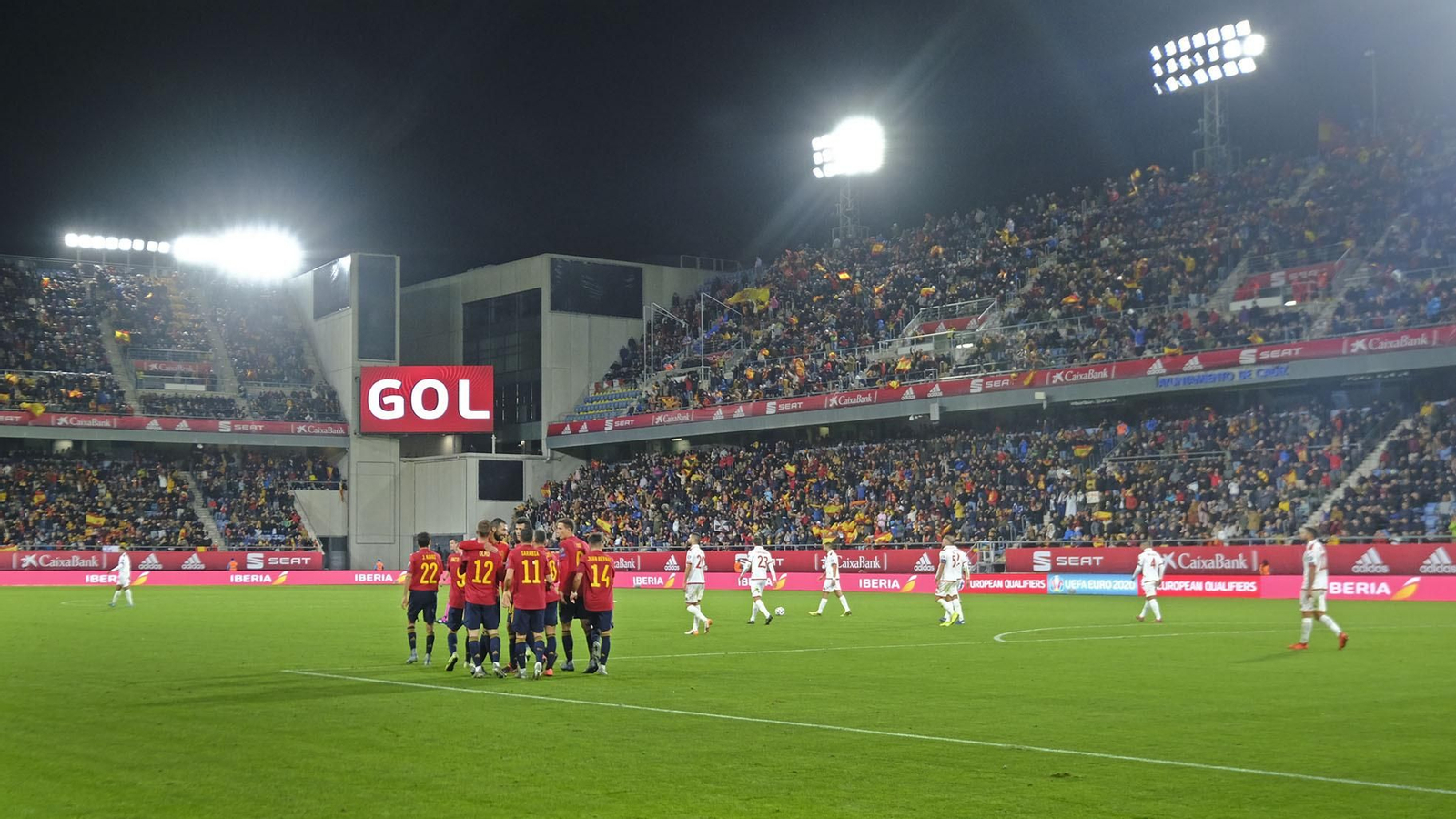 Las imágenes del España-Malta en Cádiz