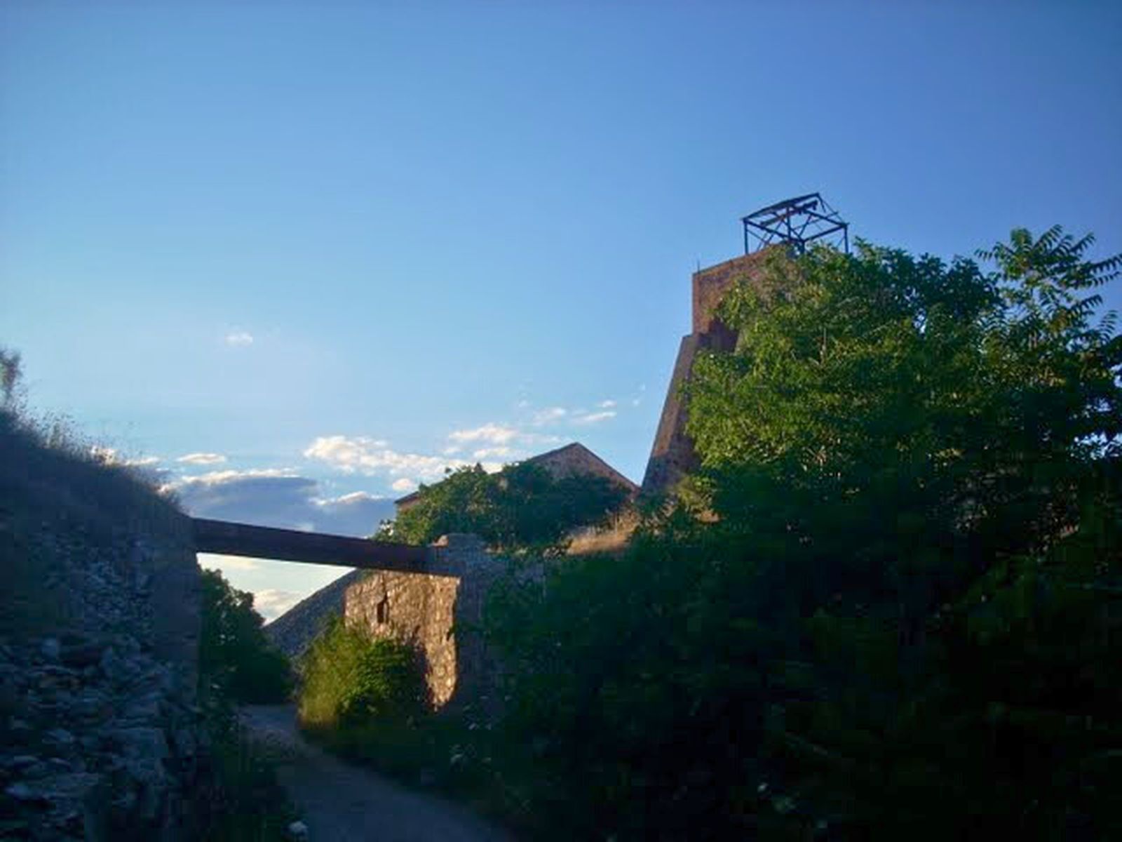 De Linarejos a los pozos mineros: la ruta más sorprendente del antiguo distrito minero, en imágenes