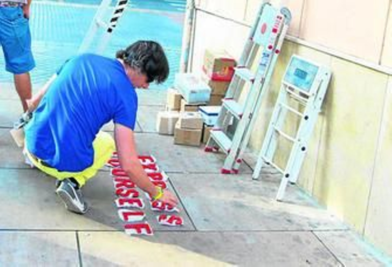 El colectivo Vendaval interviene con 'Express yourself' en el Soho de Málaga