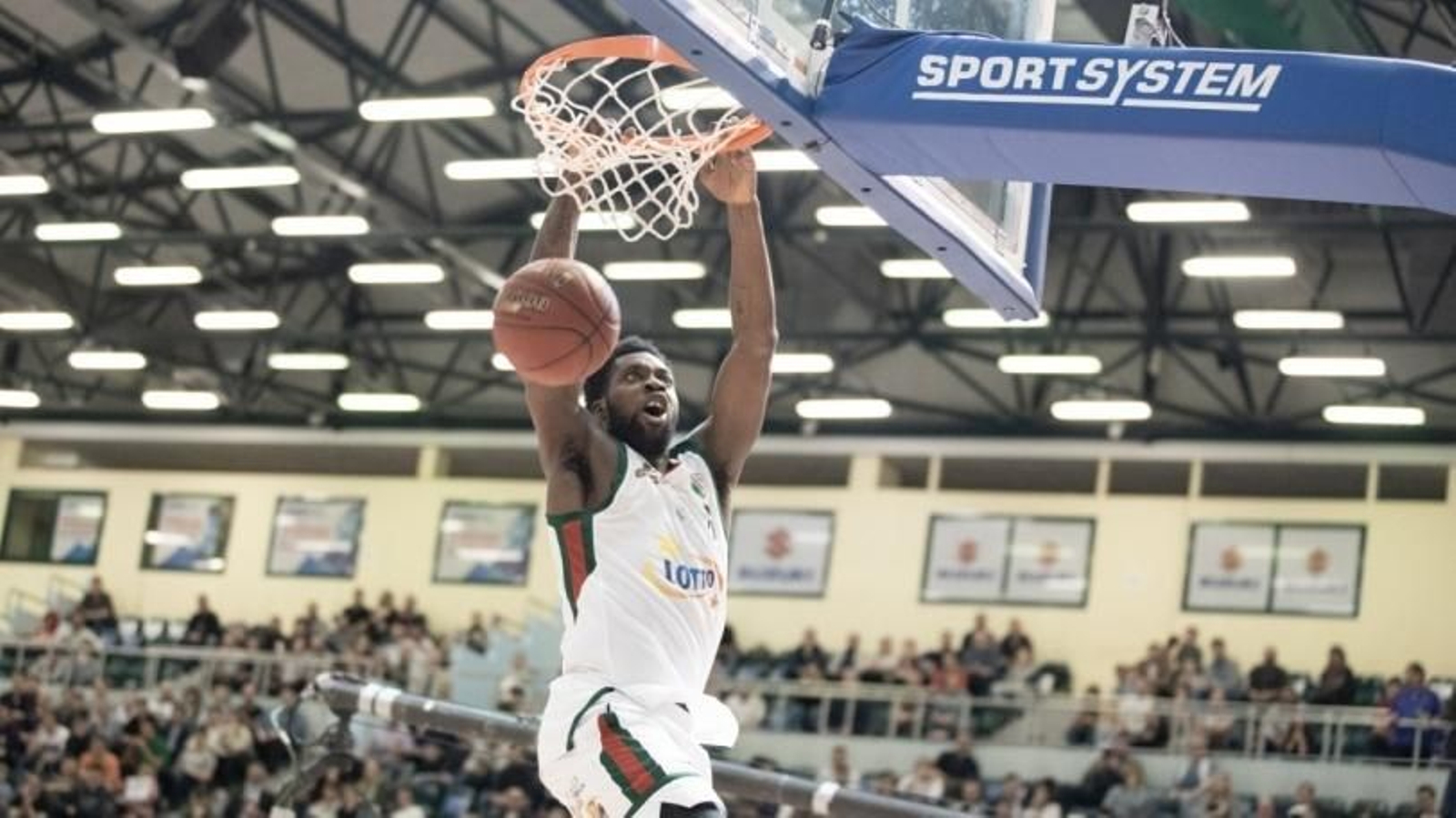 Morayo Soluade realiza un mate.