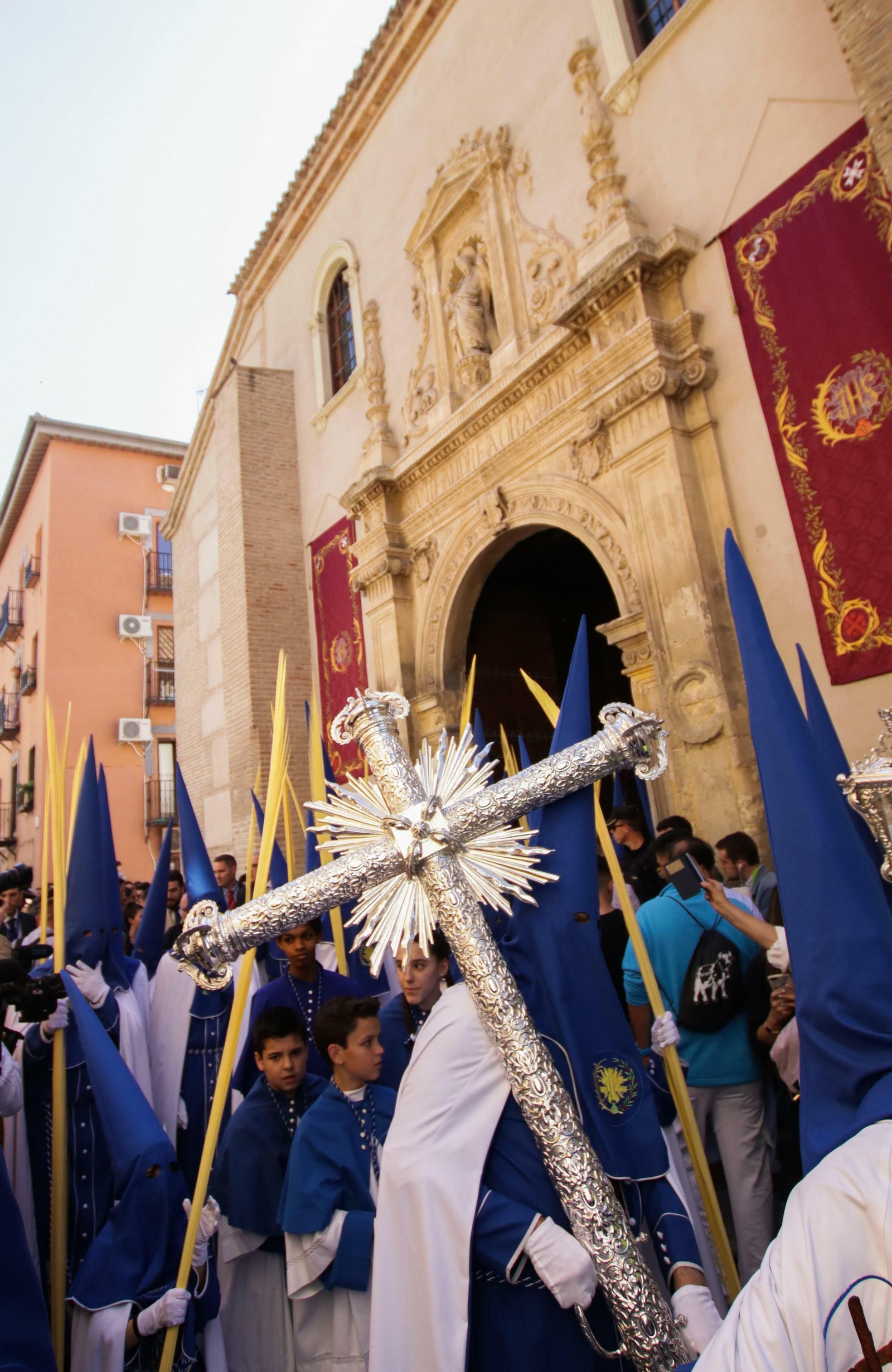 Galería de fotos de La Borriquilla en un soleado Domingo de Ramos