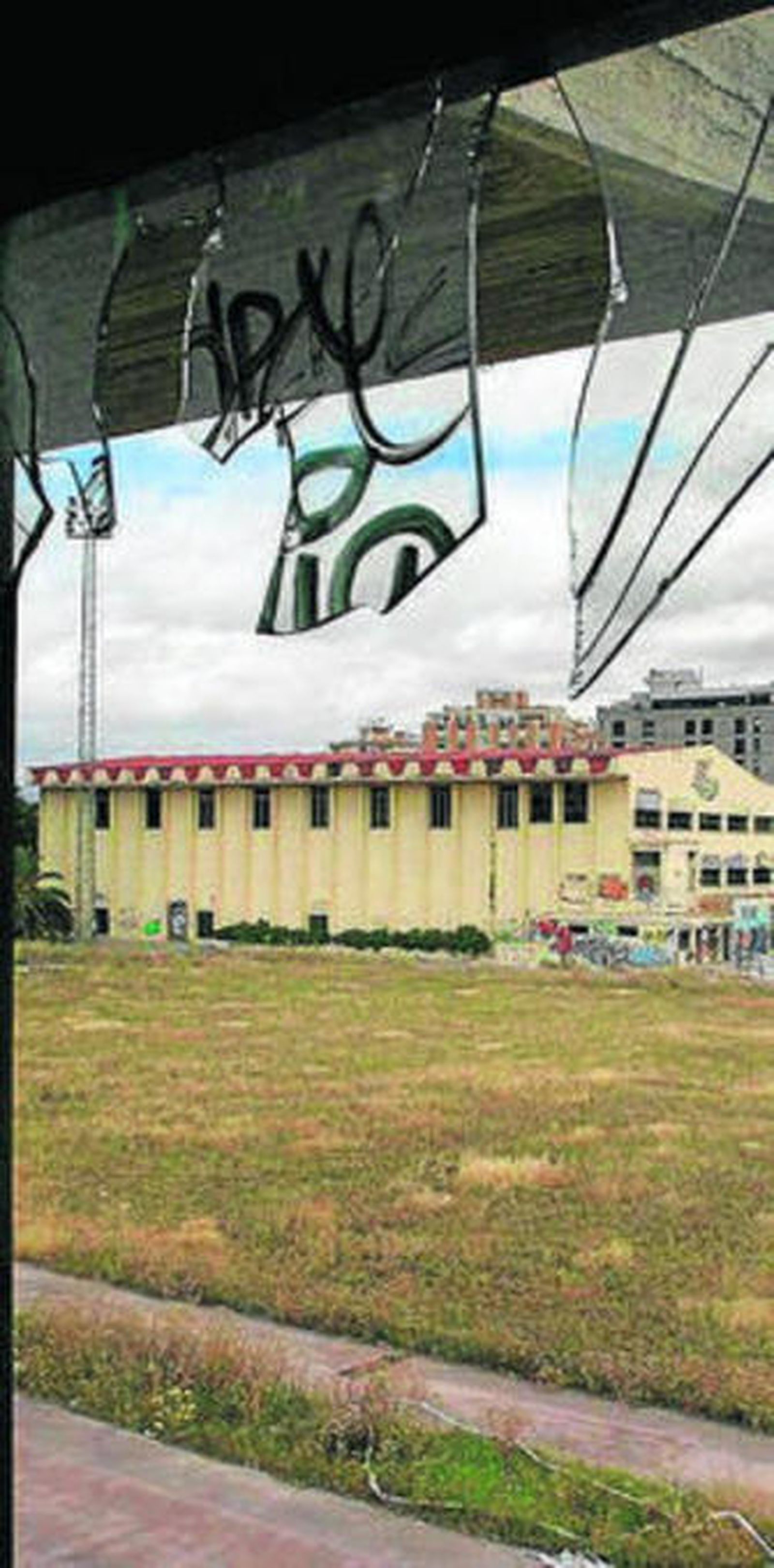 Una campaña intentará concienciar a los ciudadanos de la necesidad de mantener limpia la ciudad.