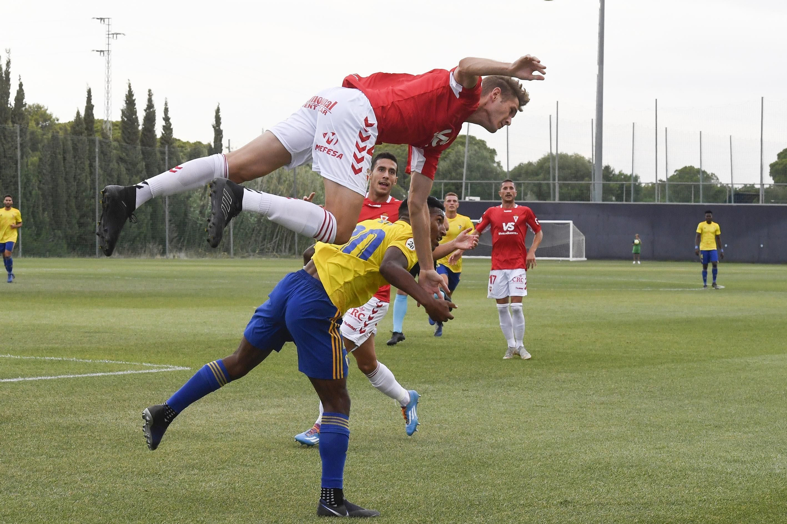 Las imágenes del Cádiz B-Murcia