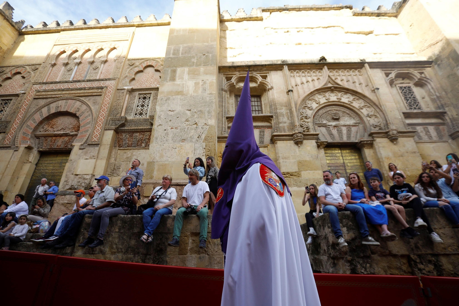 Martes Santo en Córdoba: procesión de la Hermandad de la Agonía