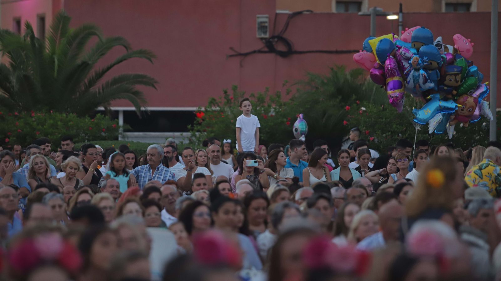 Fotos de la Coronación de las Reinas y Damas de la Feria de La Línea 2022