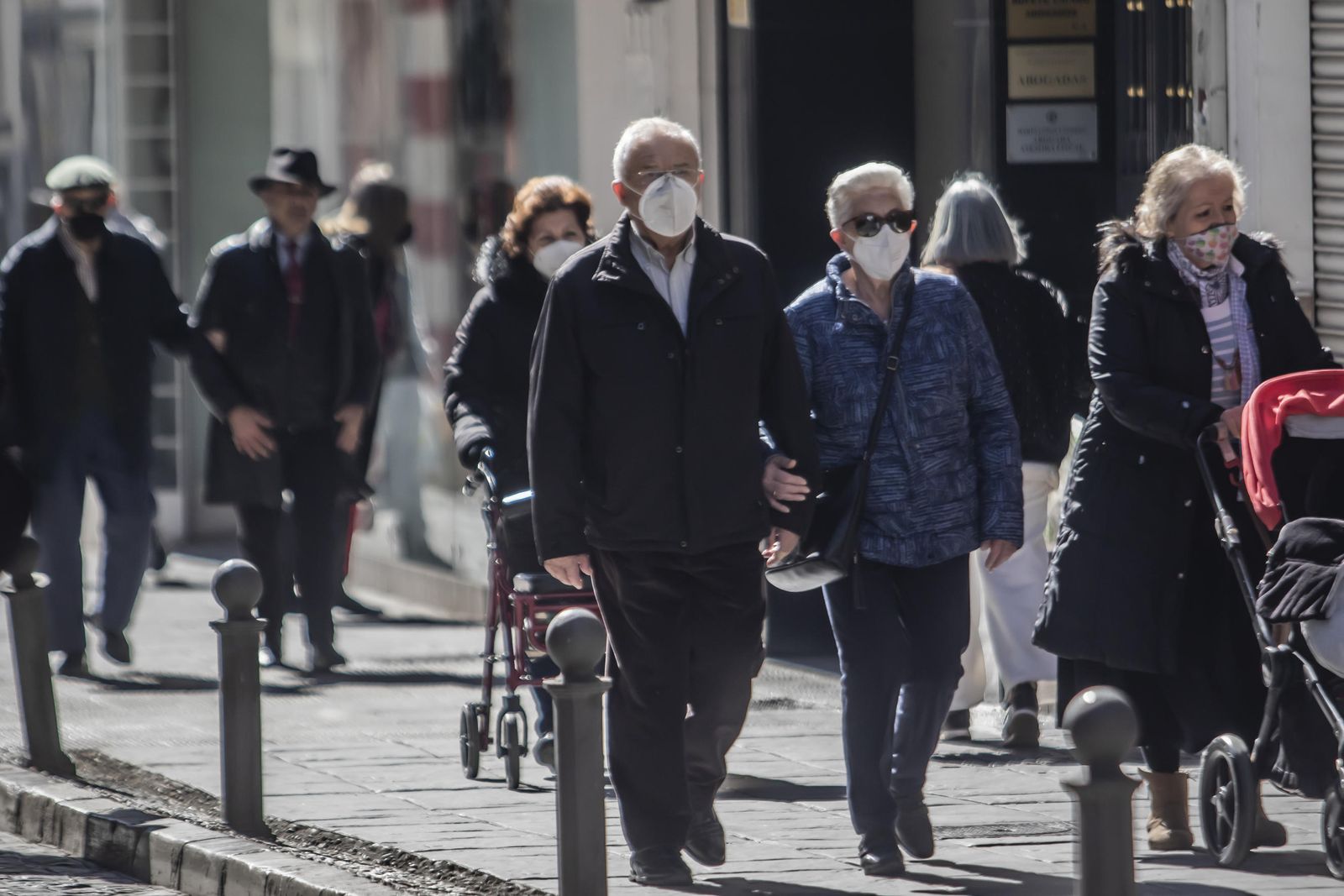 Gente por Granada este mes de febrero.