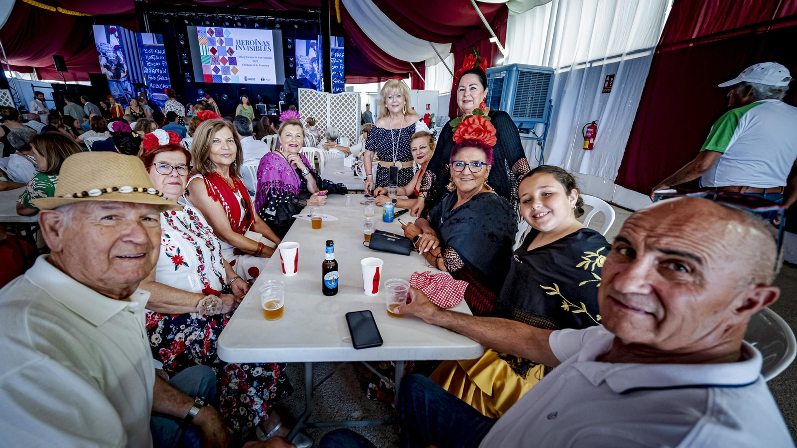 Búscate entre las imágenes del Día de la Mujer en la Feria de chiclana 2025