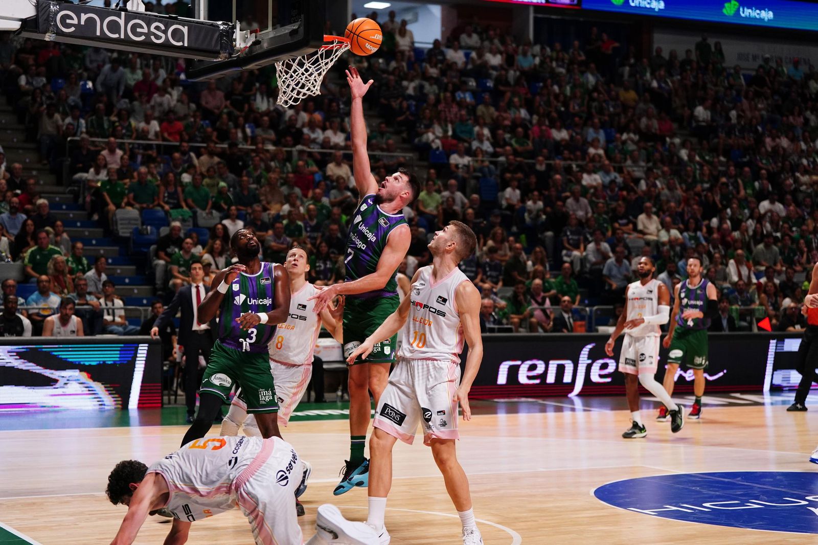 Las fotos del Unicaja-Hiopos Lleida