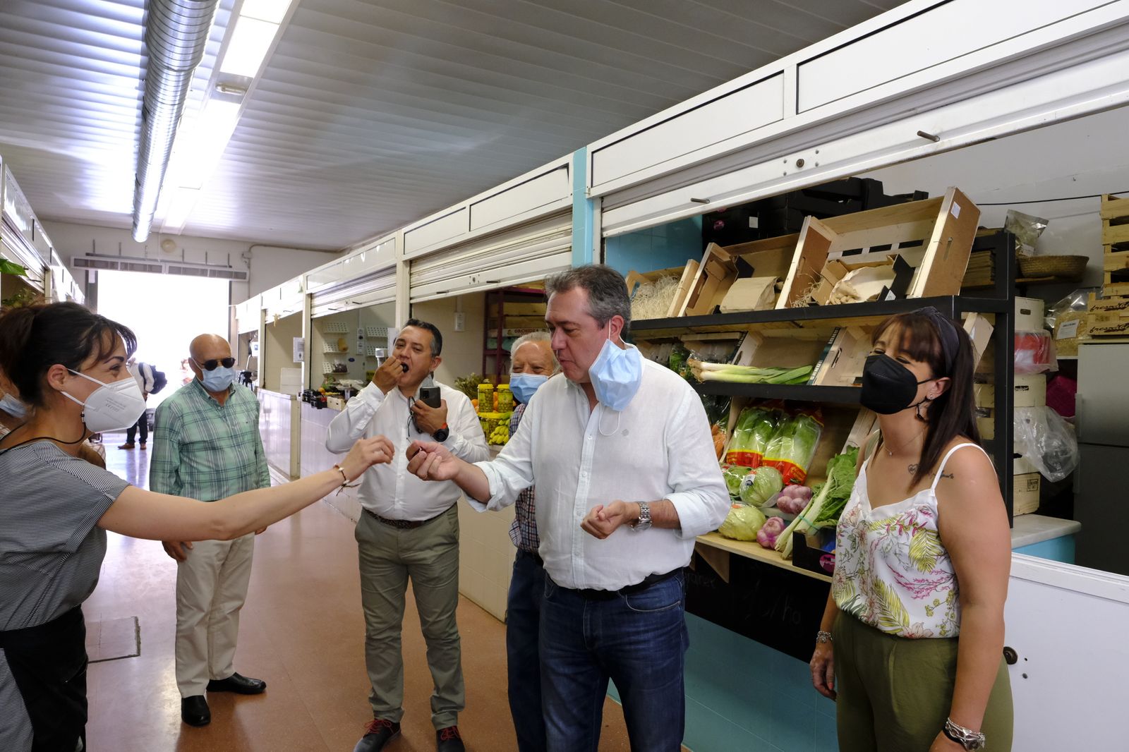 Juan Espadas, candidato a las primarias del PSOE, en Alhama y Bentarique. Almería