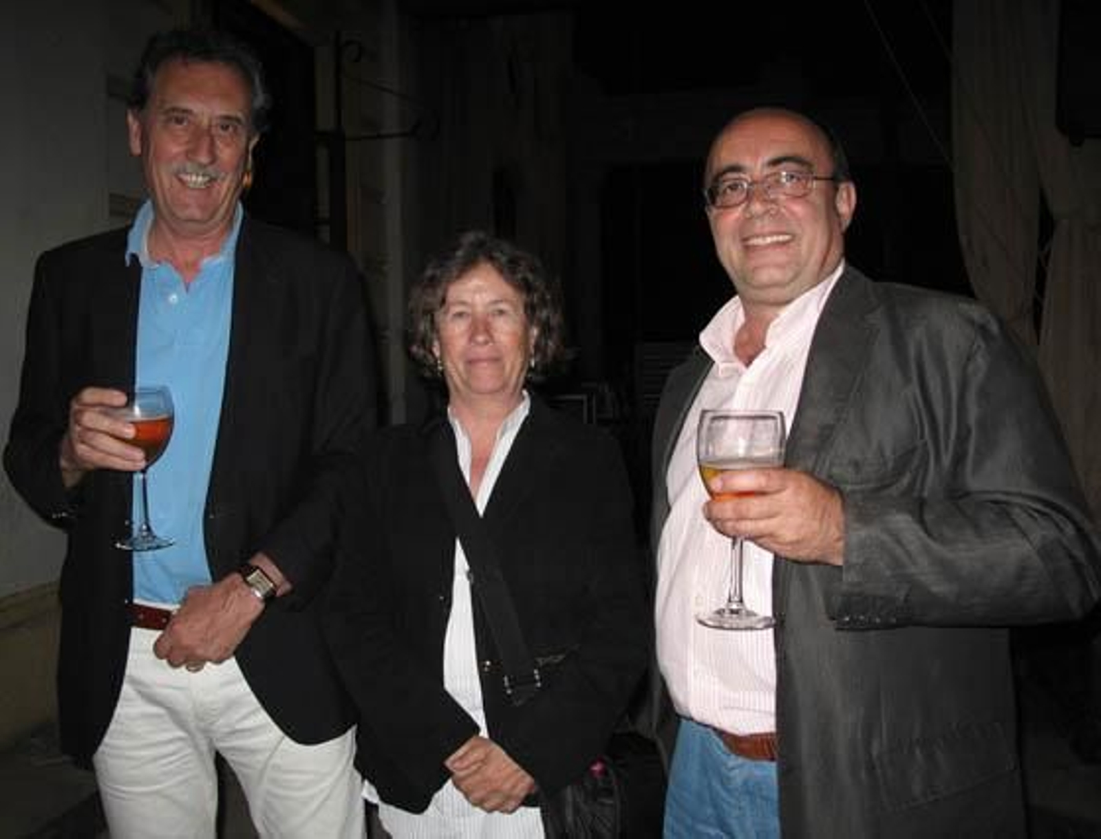 Manuel Lozano Leyva, catedrático de Física Nuclear, Loren Cabral, miembro del Consejo Económico y Social, y el empresario Antonio Cerrato.

Foto: Victoria Ramírez