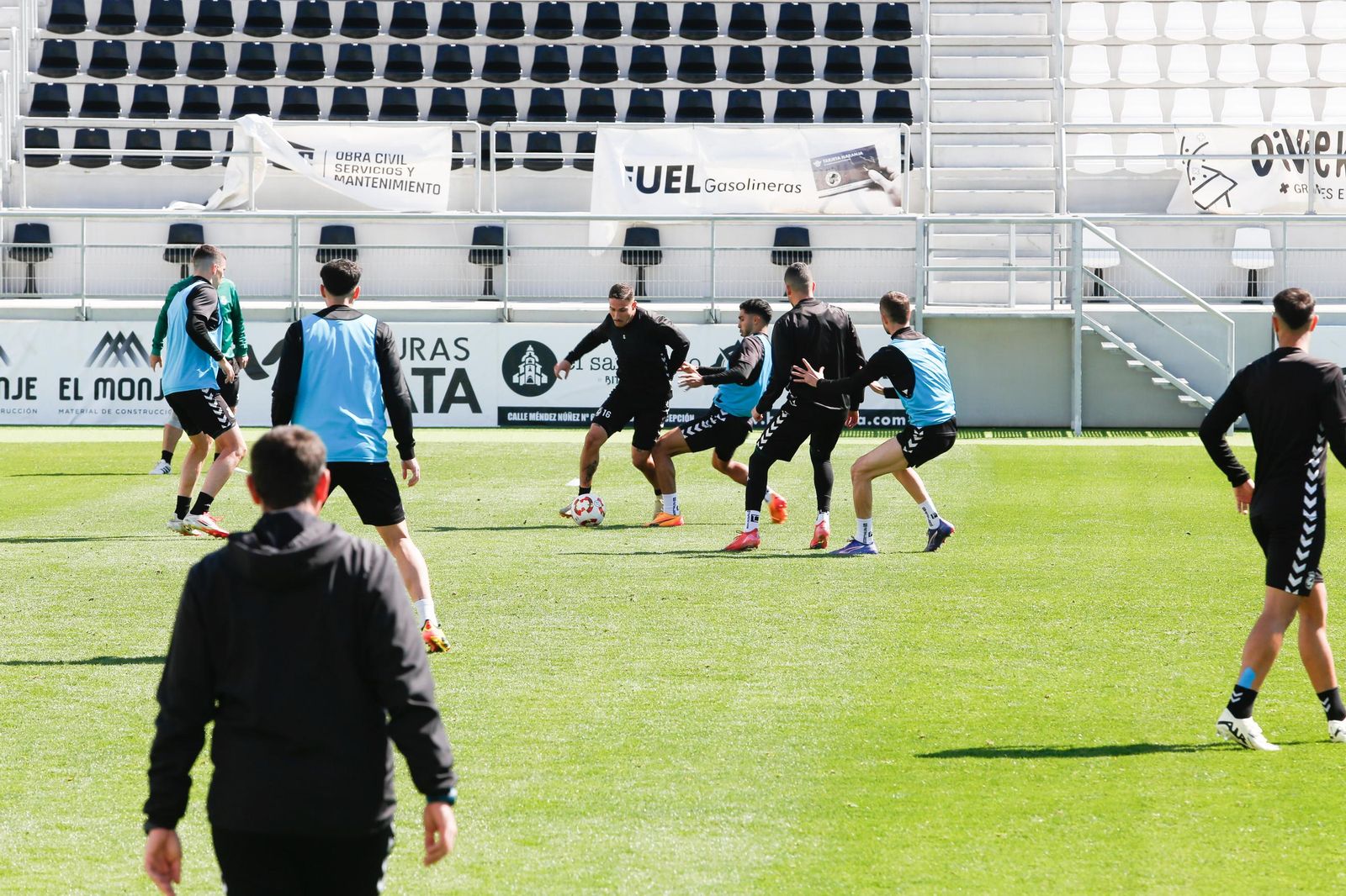 Las fotos del entrenamiento de la Balona previo al partido con el Cádiz Mirandilla, con Andrés Roldán presente