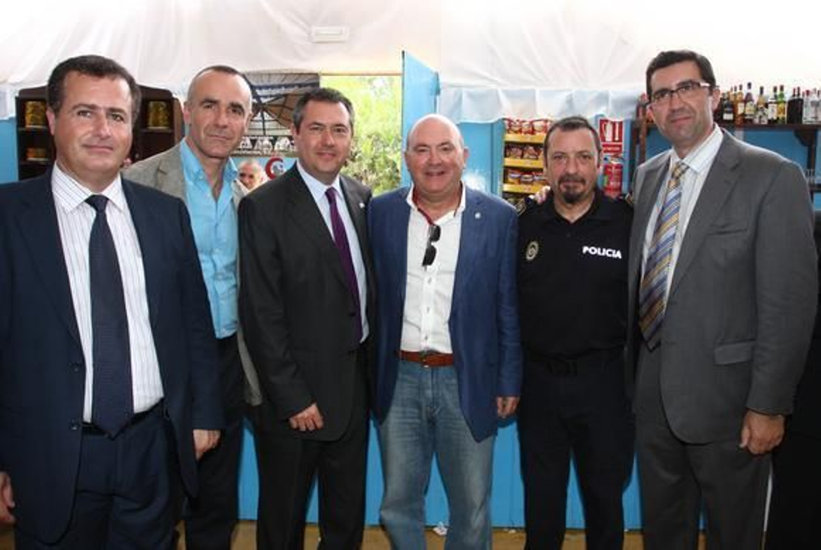 Día de fiesta en la caseta de la Policía Local