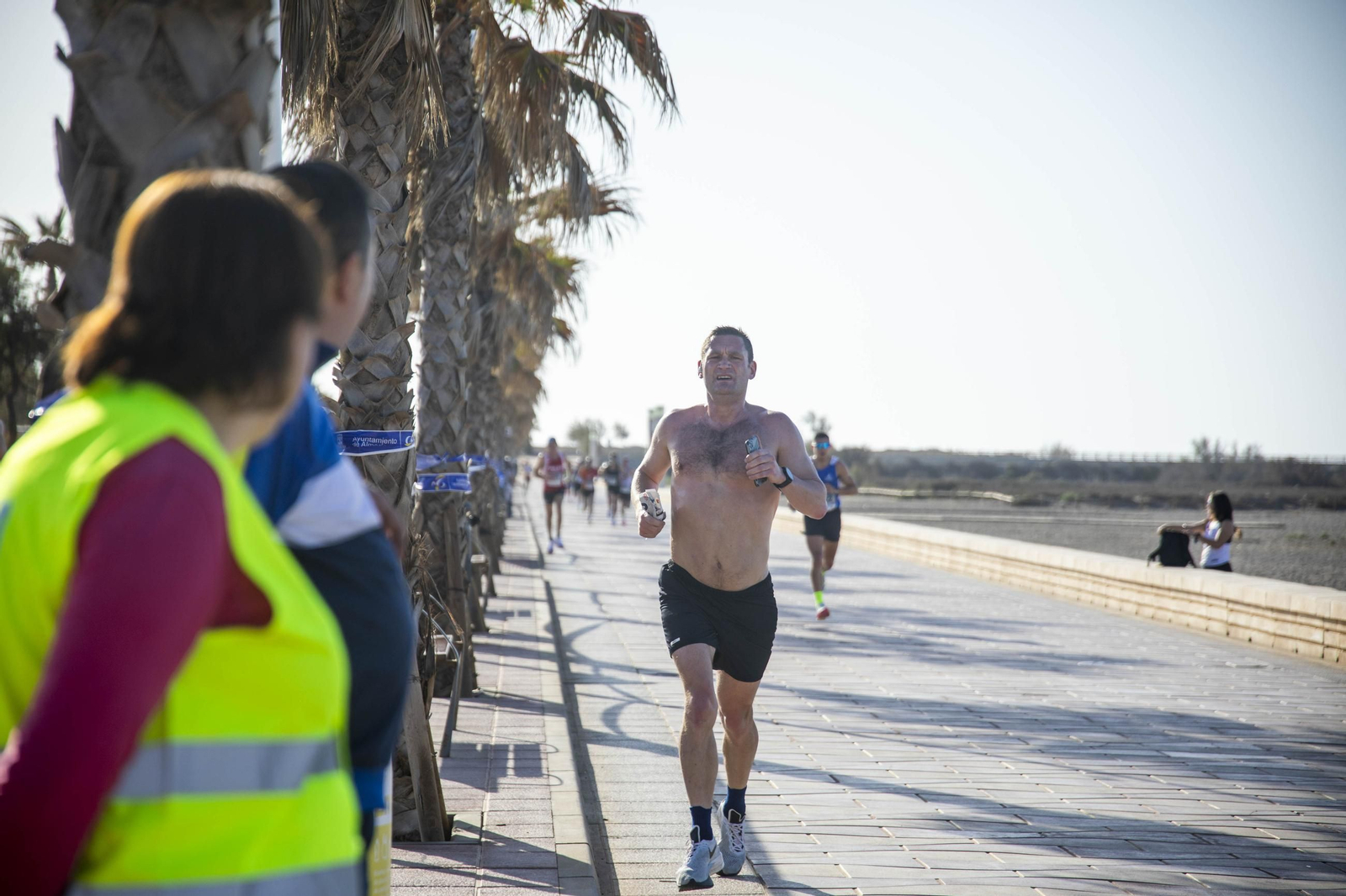 El Medio Maratón de Almería 2025, en imágenes