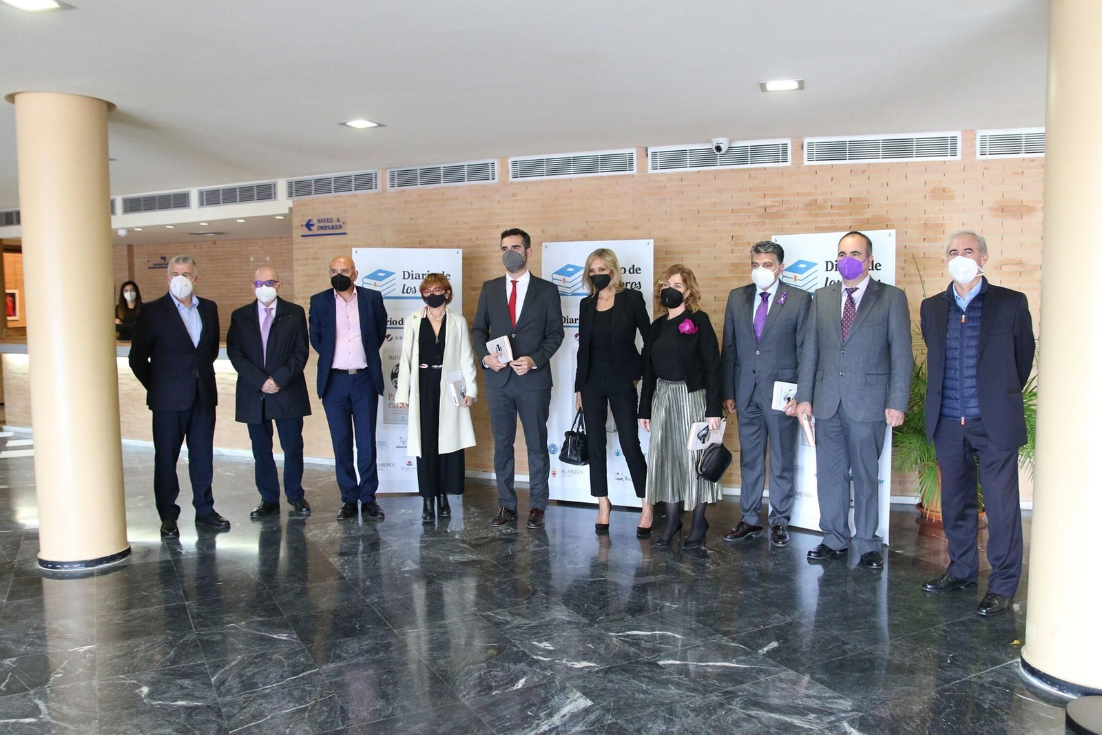 Fotogalería Diario de los Libros, con Marta Robles y su obra 'Pasiones carnales'