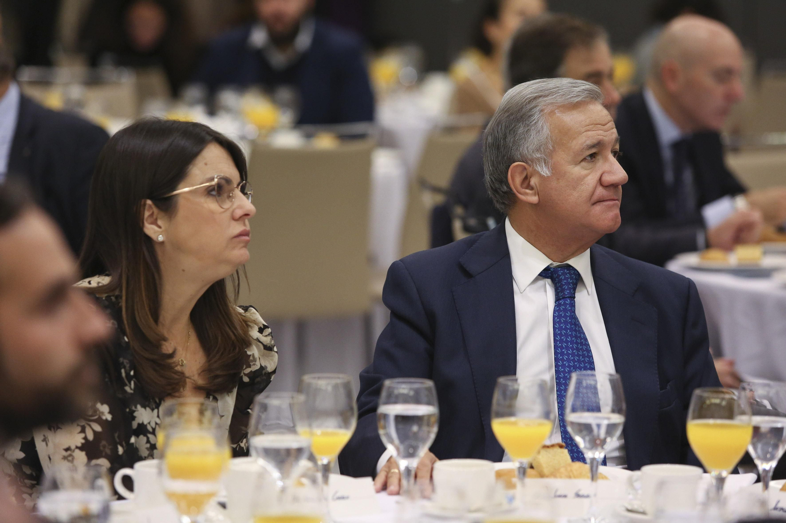 Fotos del Desayuno informativo Grupo Joly con el alcalde de Málaga