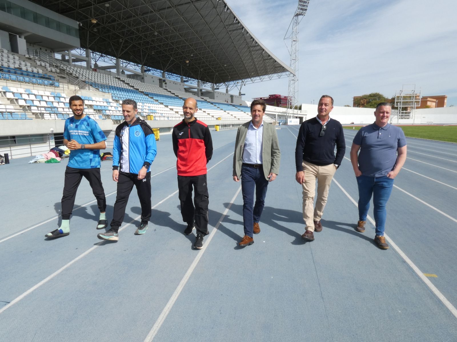 Guillermo García de Longoria en las pistas de atletismo.