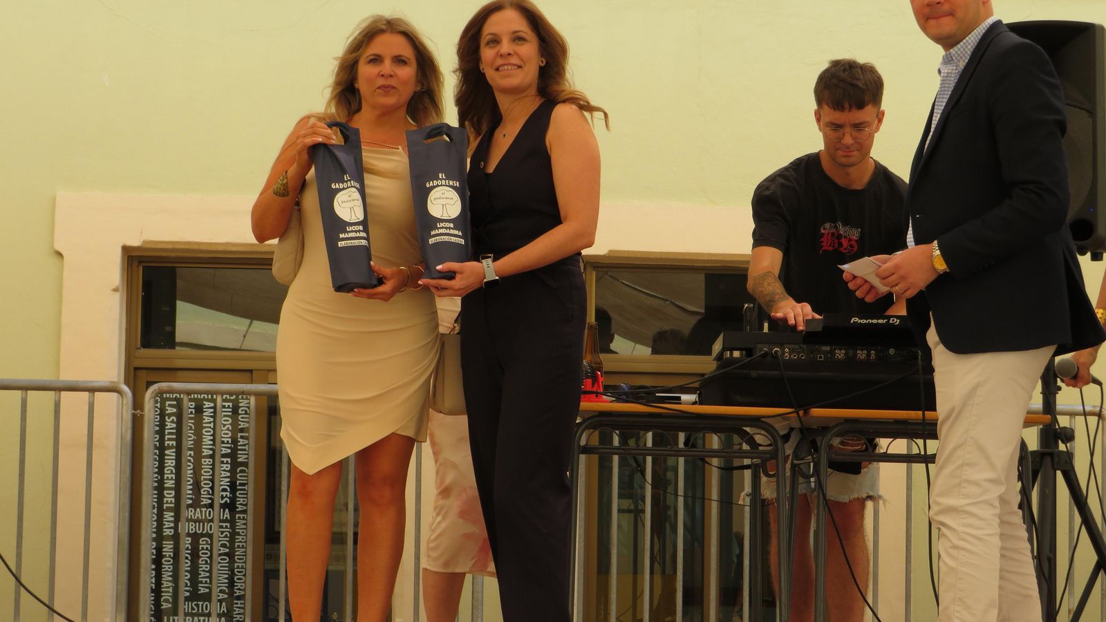 También hubo premios para los asistentes.