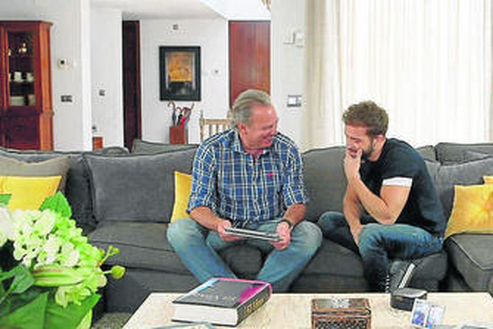 Bertín Osborne y Pablo Alborán, en el programa de esta noche.