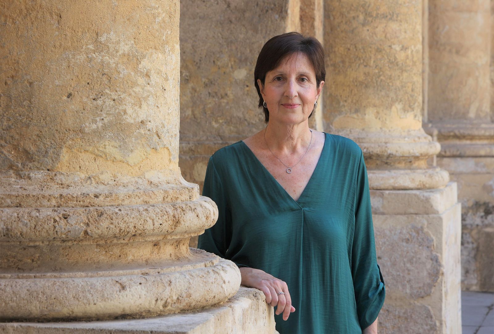 "El uso de random, en plan, rollo o no me renta es parte del lenguaje identitario de los jóvenes"