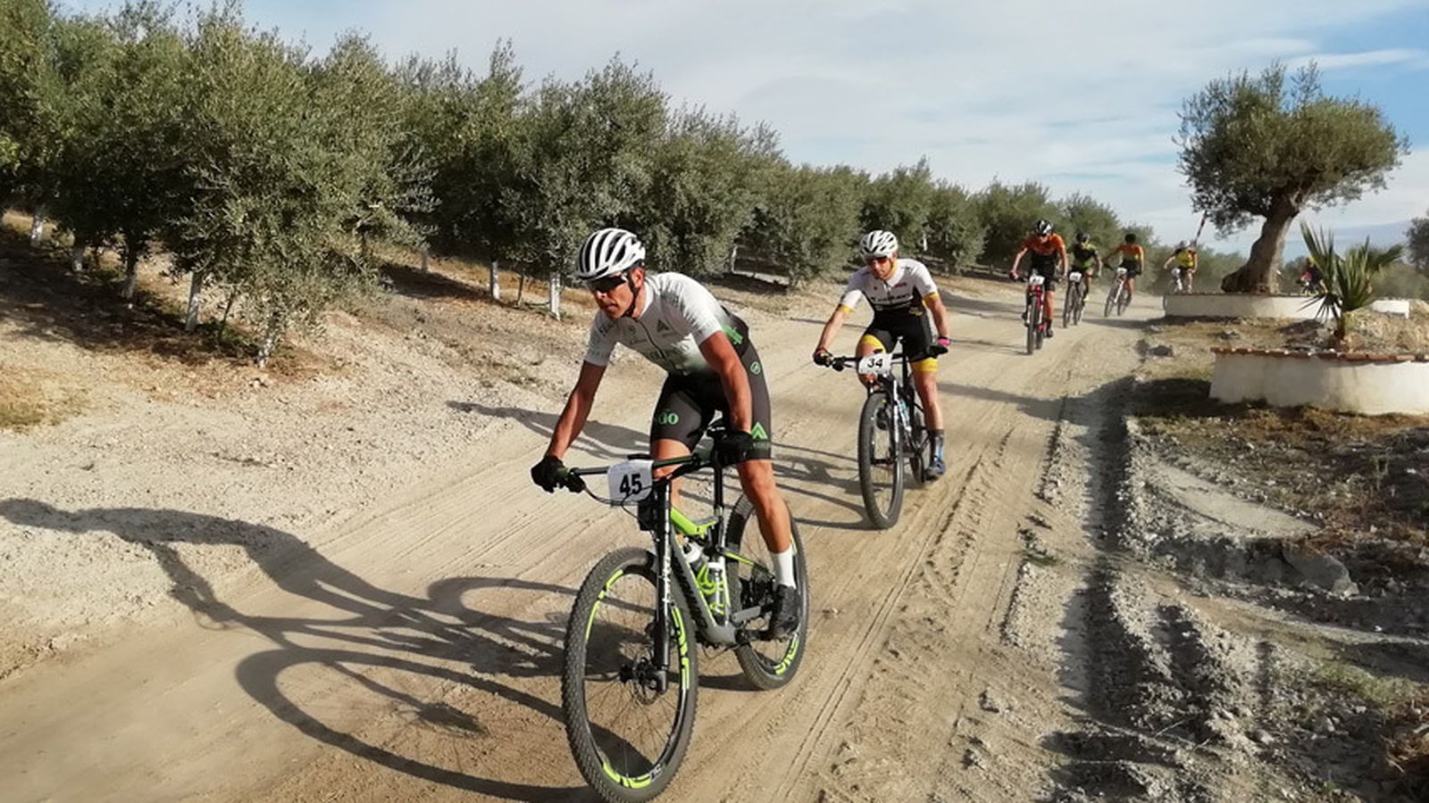 El almeriense José David Latorre se impuso en Lubrín