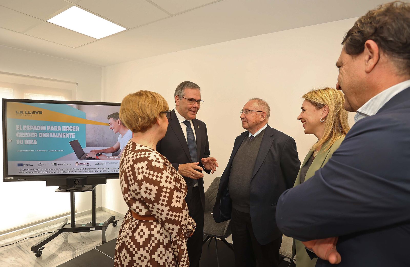 Imágenes de la inauguración del coworking digital La Llave en Algeciras