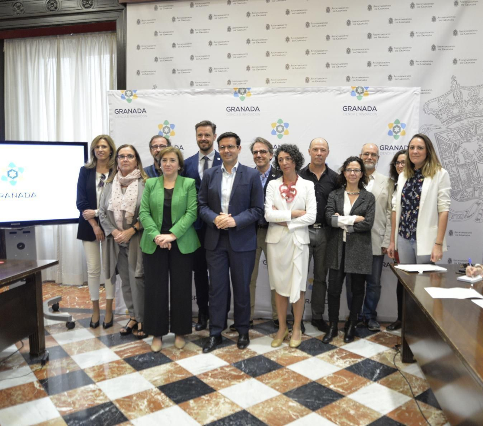 Imagen de la presentación de la nueva iniciativa presentada en el Ayuntamiento de Granada
