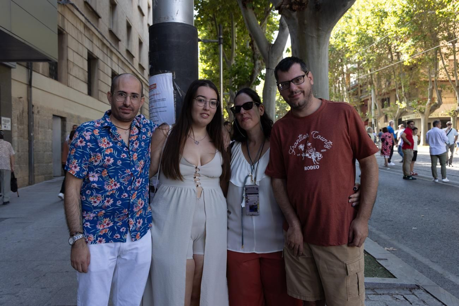 Un Jaén repleto de fieles acompañan los traslados de las veinte imágenes de la Magna (I)