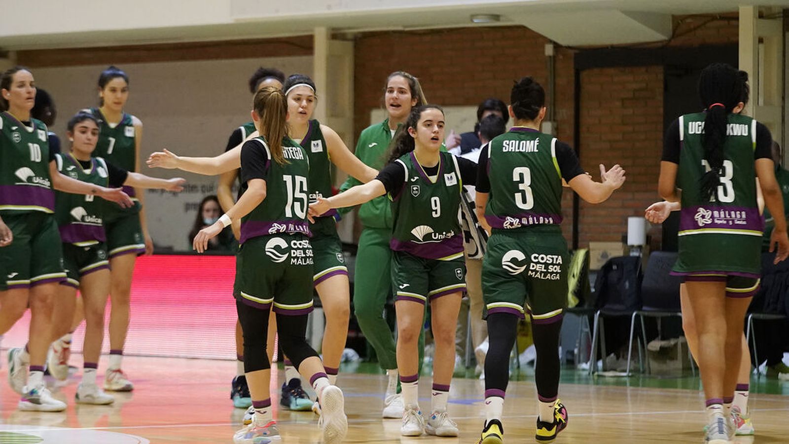 Las jugadoras del Unicaja Femenino, en Los Guindos.