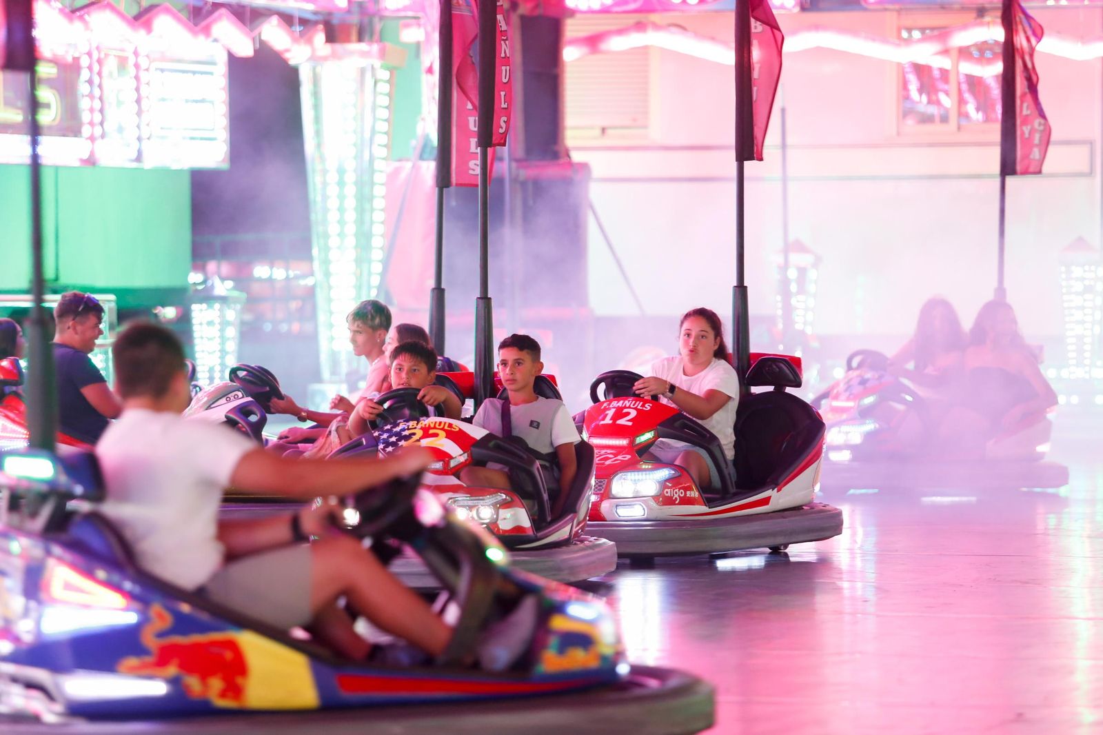 Búscate en las fotos del jueves en la Feria de La Línea