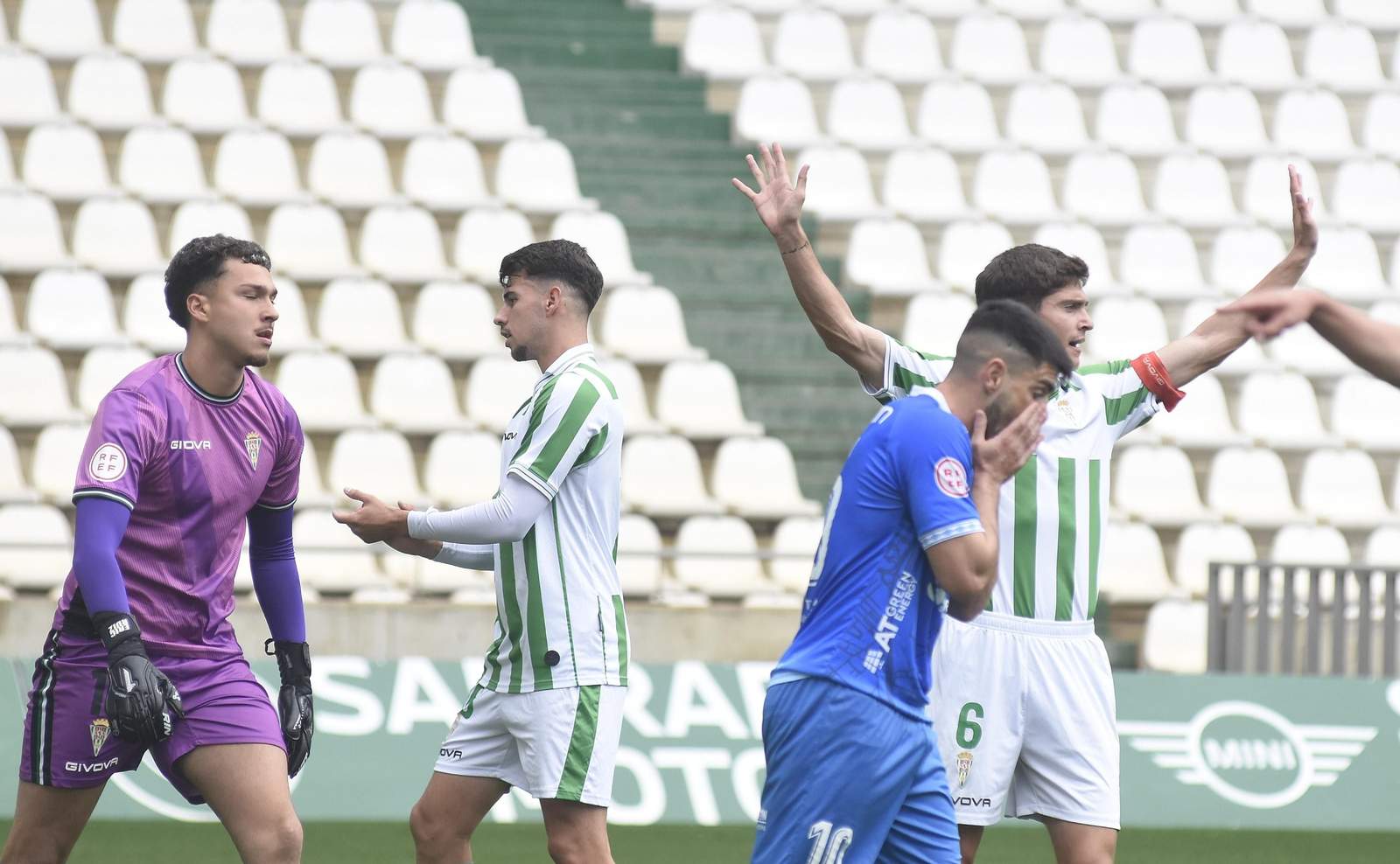Las mejores fotos del Córdoba B - Xerez Deportivo FC en El Arcángel
