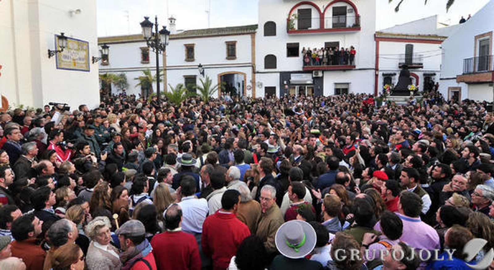 Peregrinación extraordinaria de la Hermandad del Rocío de Triana a Almonte. / Manuel Gómez