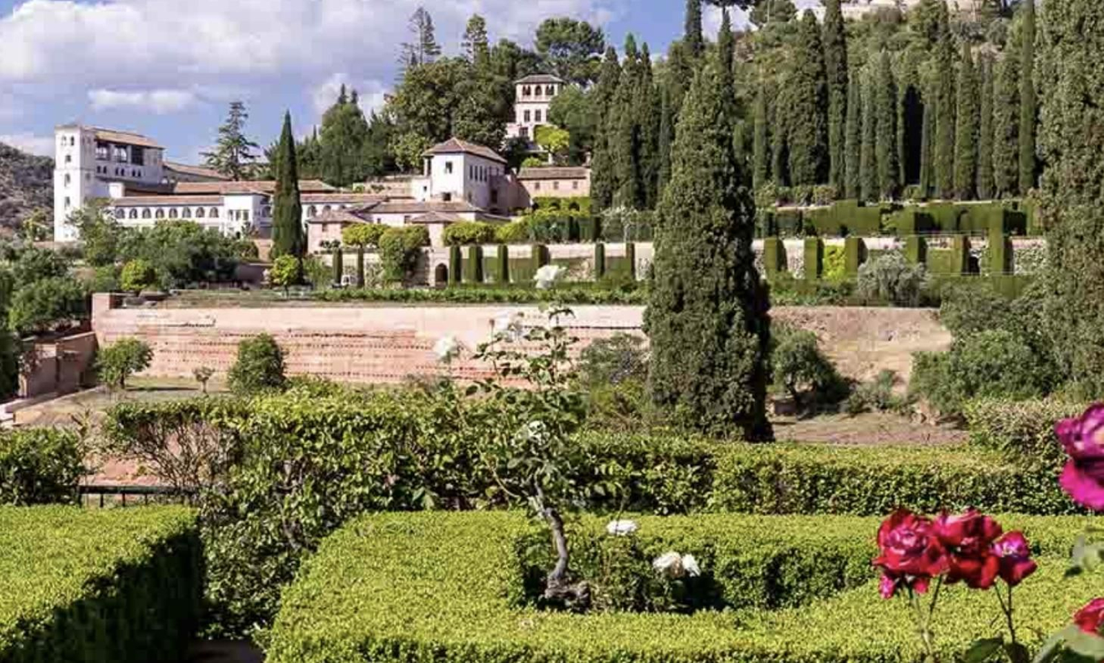 La web Viajar elige el Parador de Granada como uno de los más bellos de Andalucía
