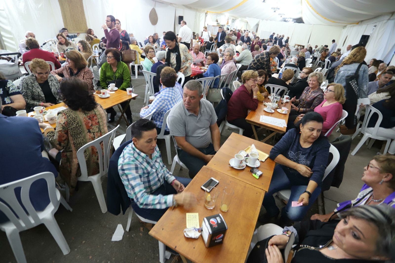 La jornada se desarrolló con un gran ambiente y en ella participó buena parte del vecindario chucenero.