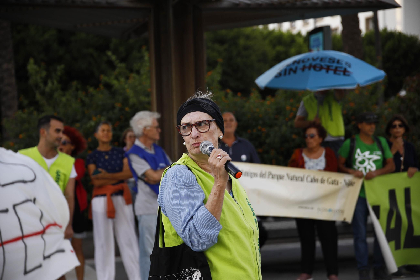 La manifestación "Genoveses sin hotel", en imágenes