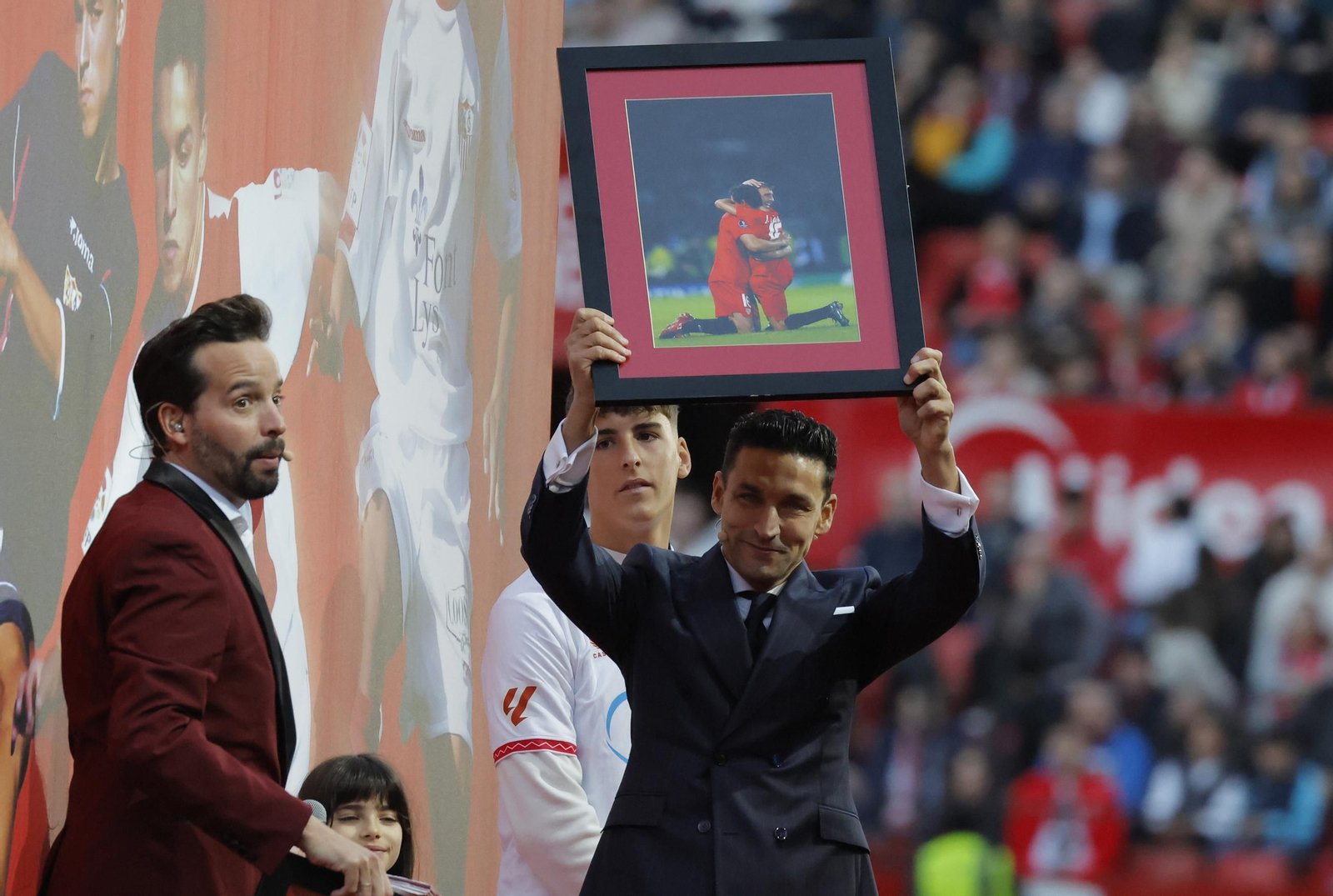 Las imágenes del homenaje a Jesús Navas