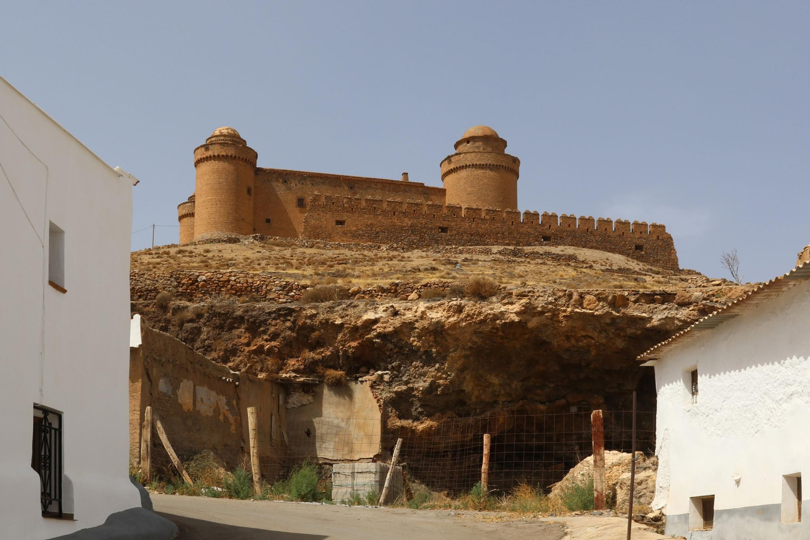 Imagen del castillo de La Calahorra. Imagen del castillo de La Calahorra.