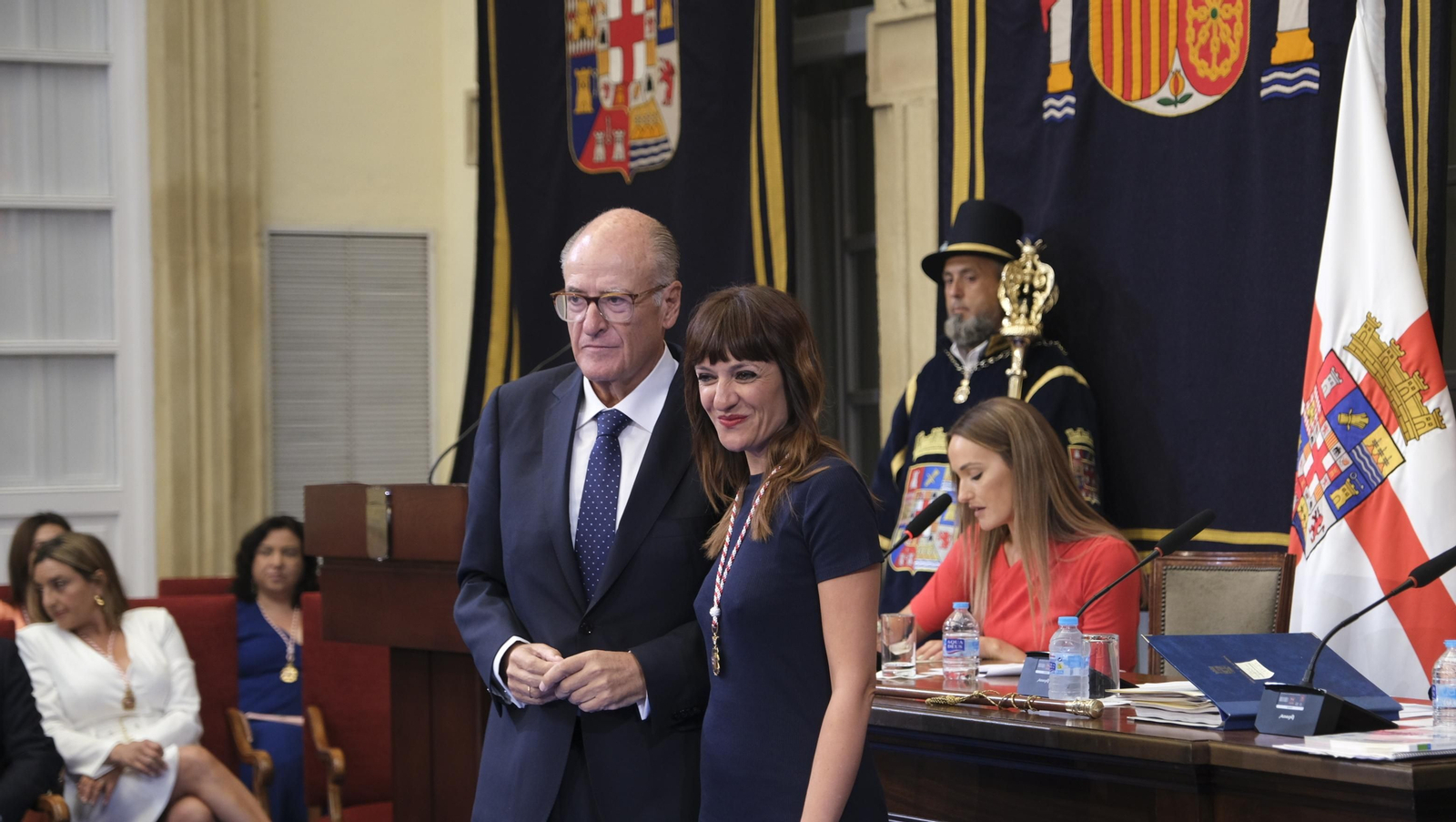 Imágenes del acto de constitución de la Diputación de Almería