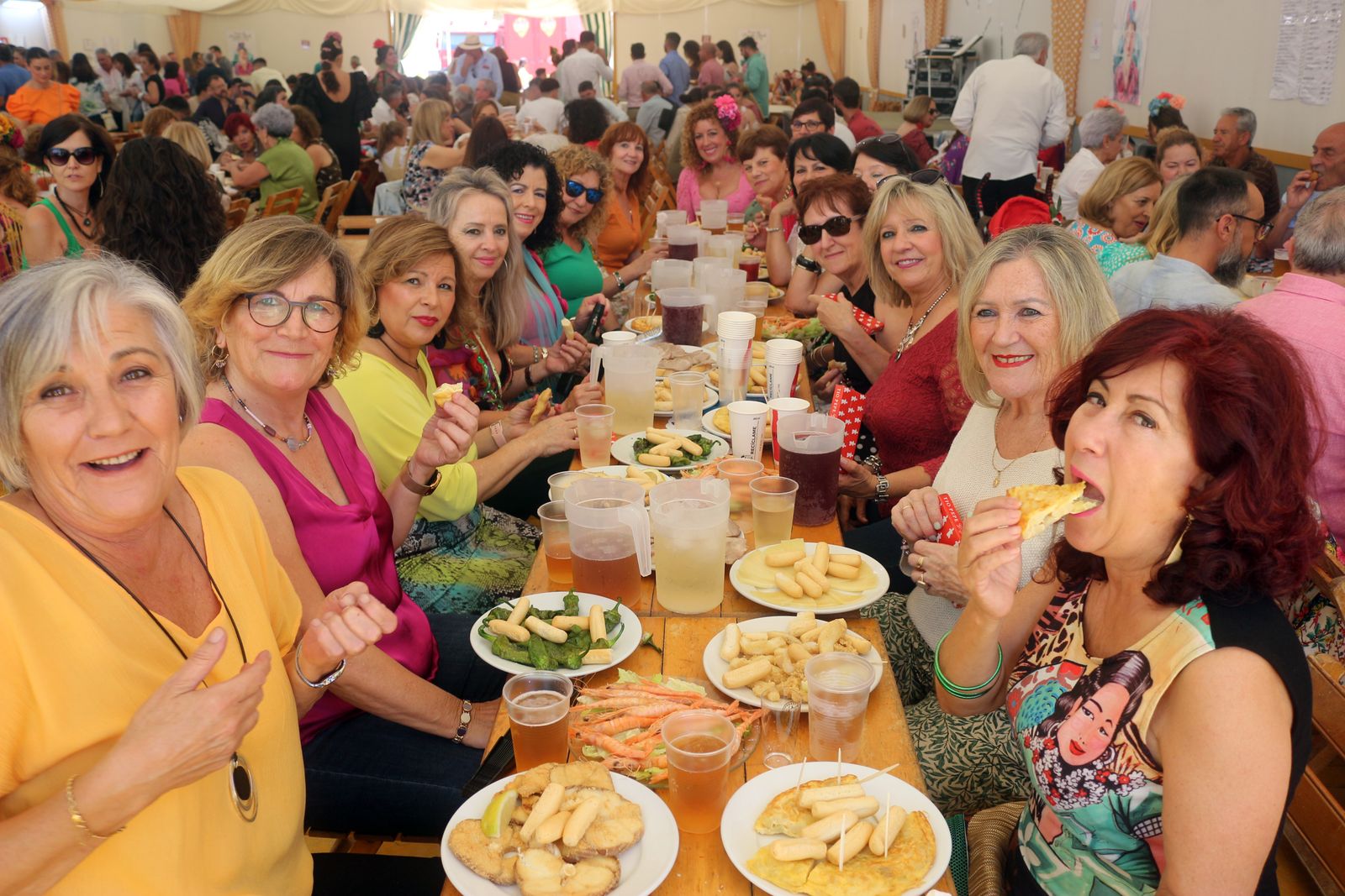 Búscate en las imágenes del viernes de Feria de Puerto Real