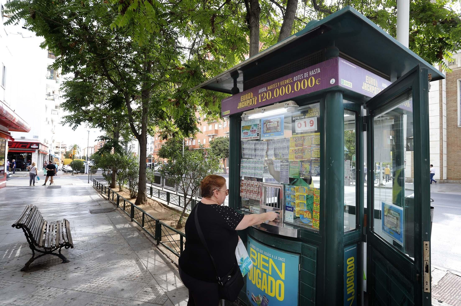 Un paseo en imágenes por la Plaza del Antiguo Estadio y sus alrededores