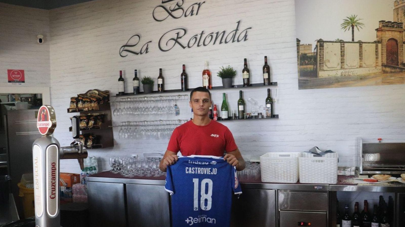 Álex Castroviejo espera devolver al club su confianza por apostar por él al final.