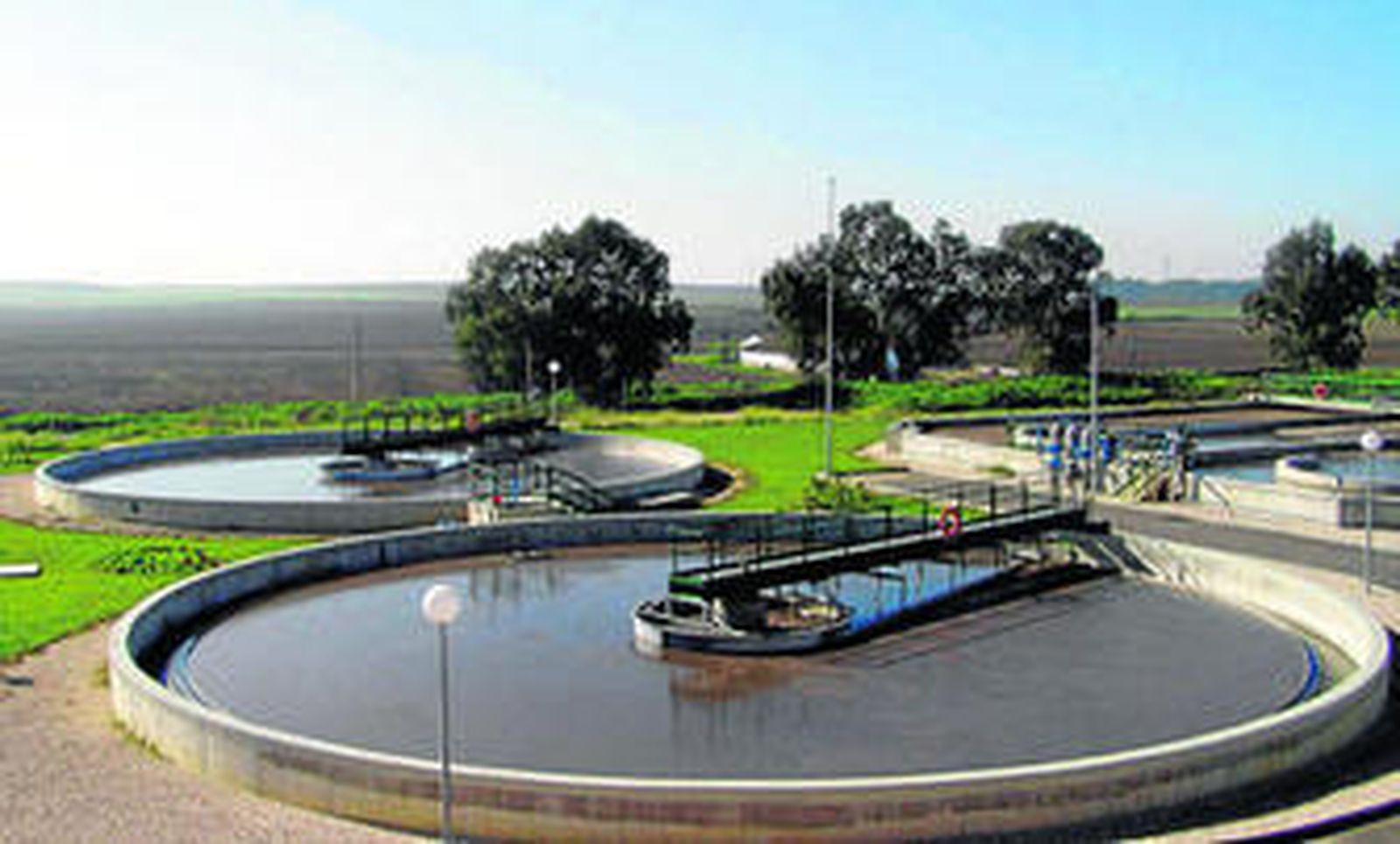 La estación depuradura de aguas residuales (EDAR) de Utrera, integrada en el Consorcio del Huesna.