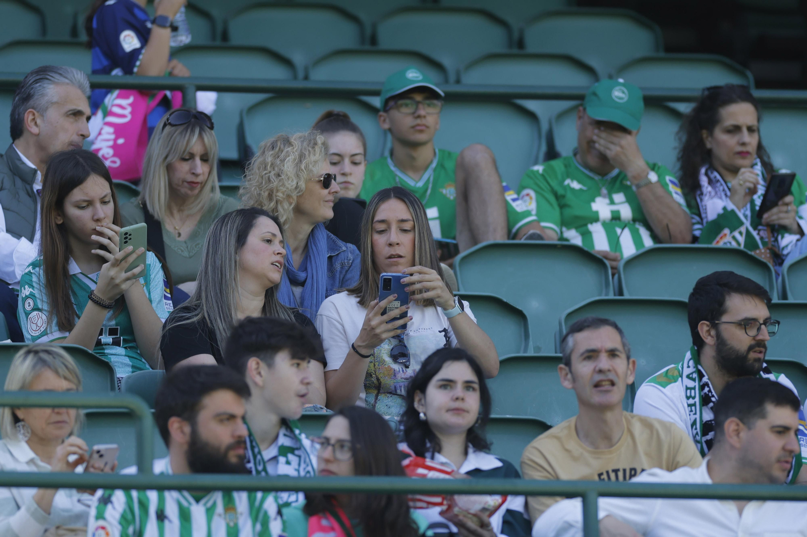Búscate en las fotos del Betis-Mallorca