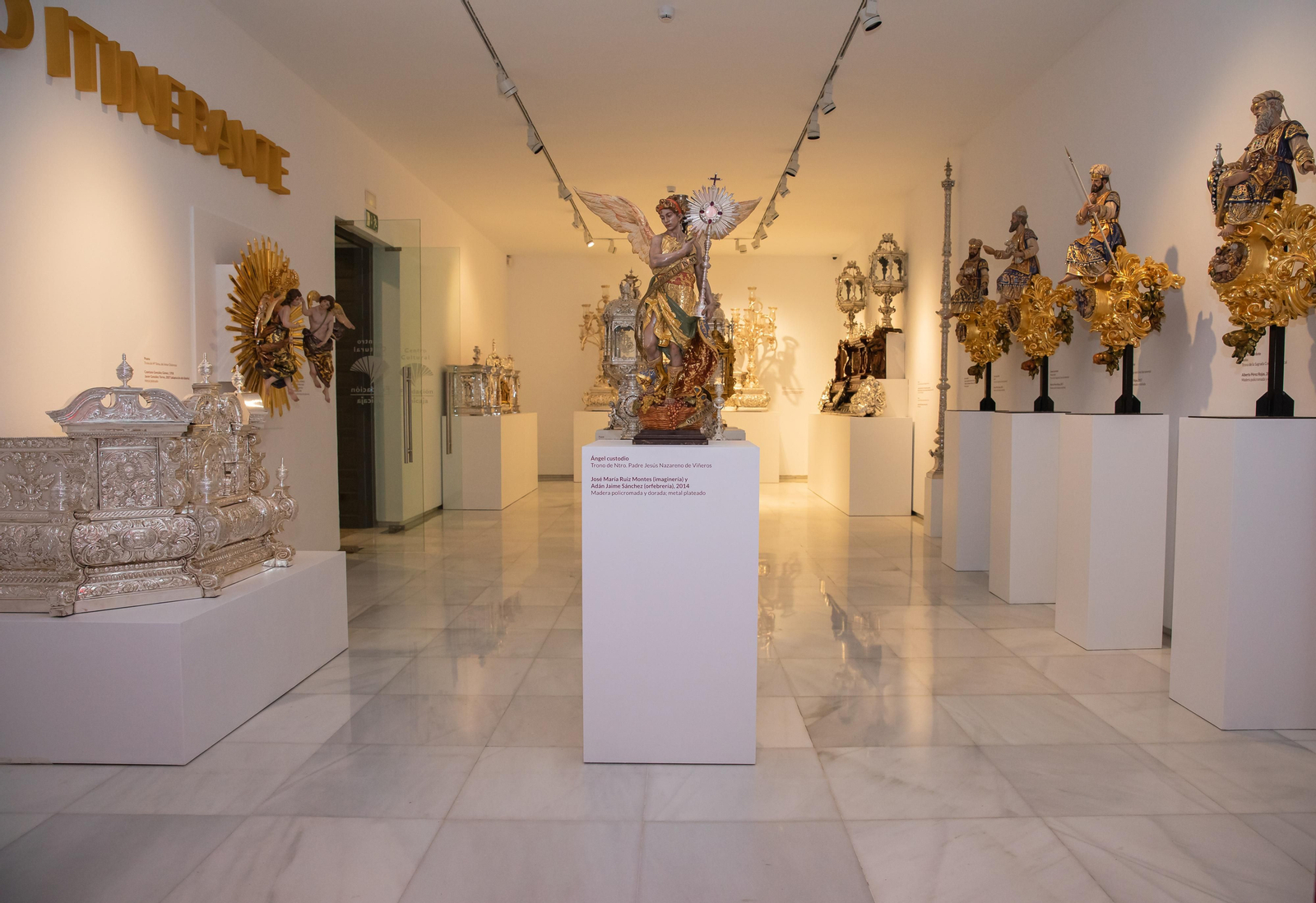 Una de las salas de la exposición 'Un siglo de esplendor' que se desarrolla en Málaga.