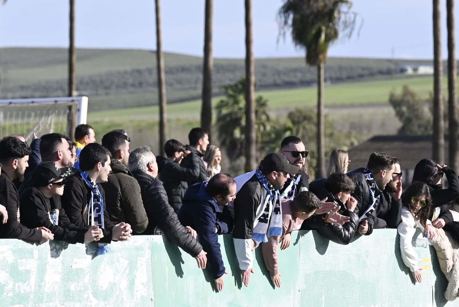 Las mejores fotos de la victoria del Ciudad de Lucena en el derbi provincial ante el Córdoba B