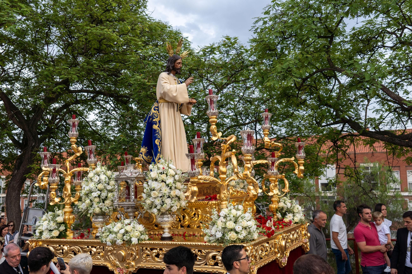 Imágenes del traslado del Cristo del Amor a la Concepción
