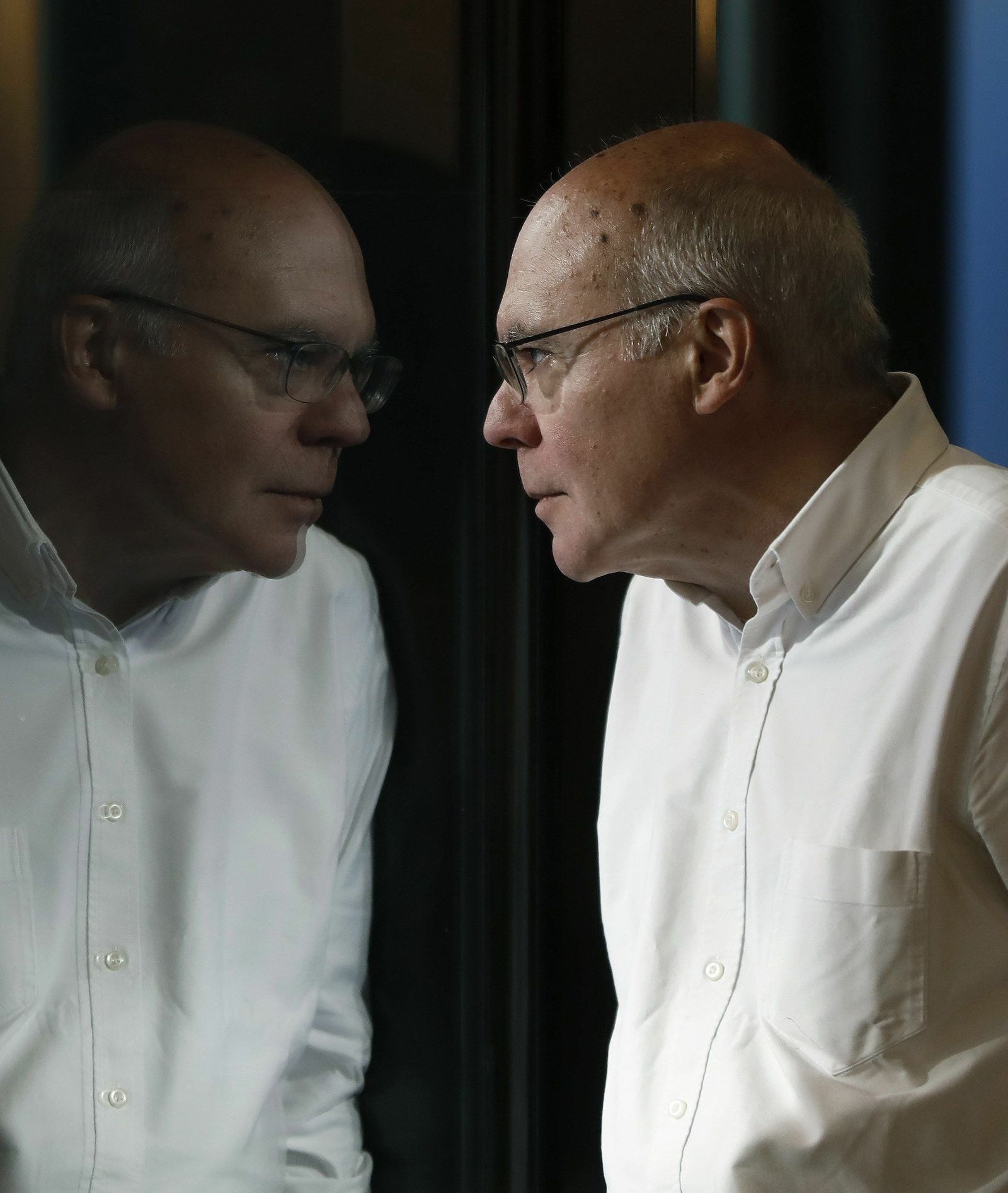 El escritor Justo Navarro (Granada, 1953).