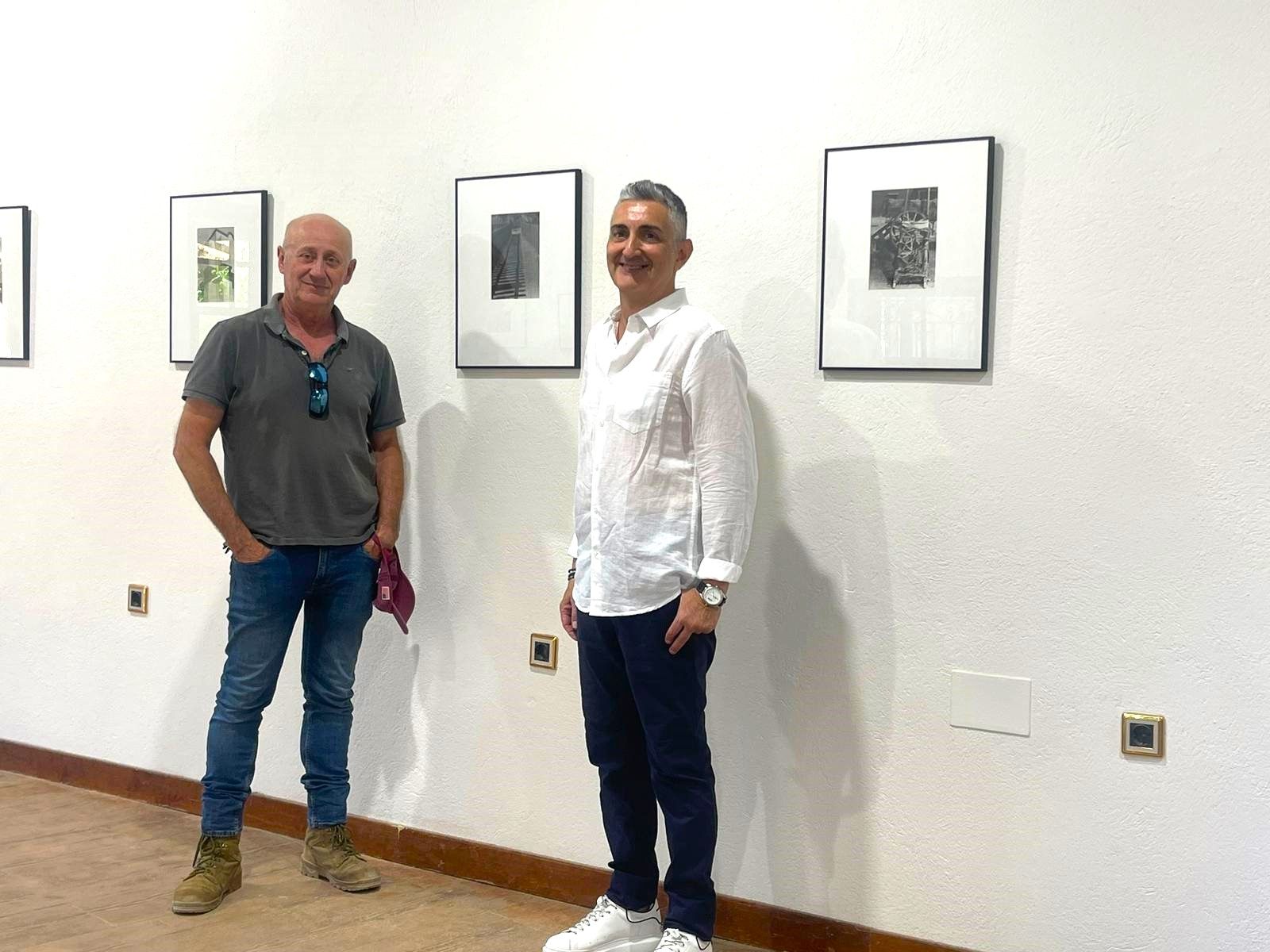 José María Rodríguez, gerente de Oasys-MiniHollywood, con Miguel Ángel Montesinos.