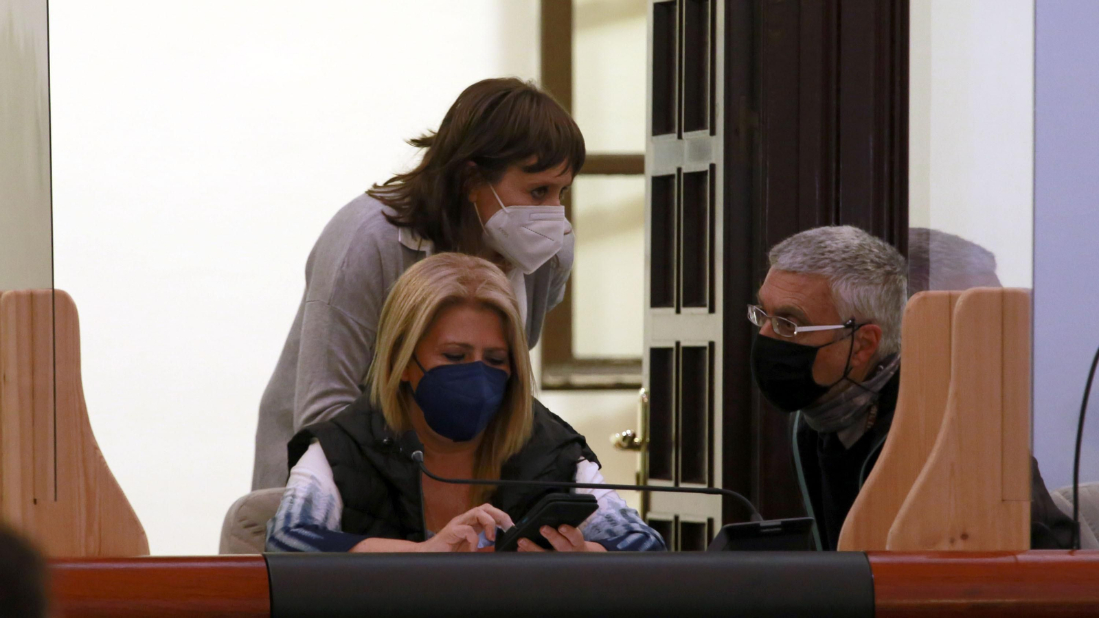 La alcaldesa, Mamen Sánchez, durante el pleno de este jueves.