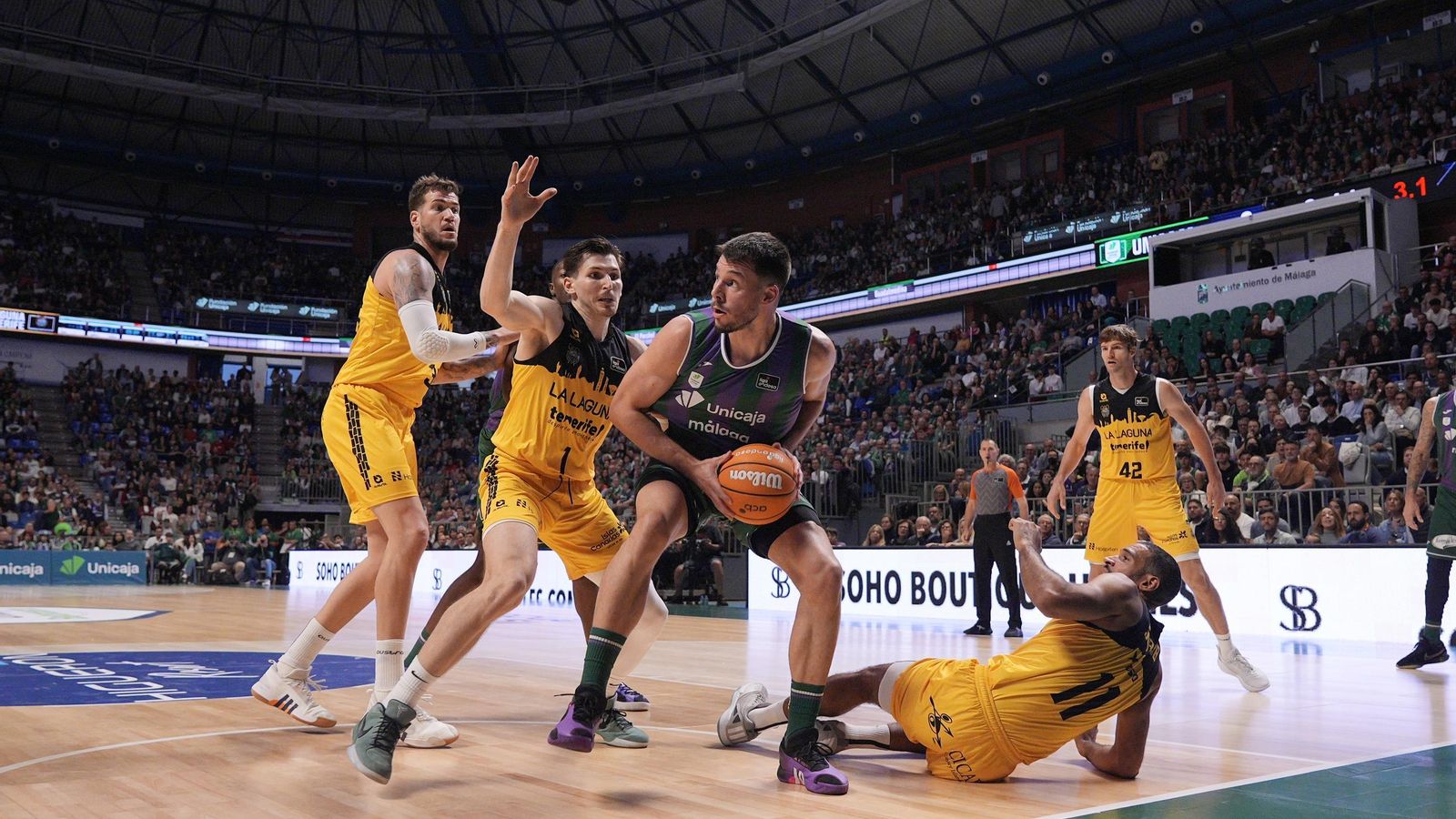El Unicaja-La Laguna Tenerife, en fotos